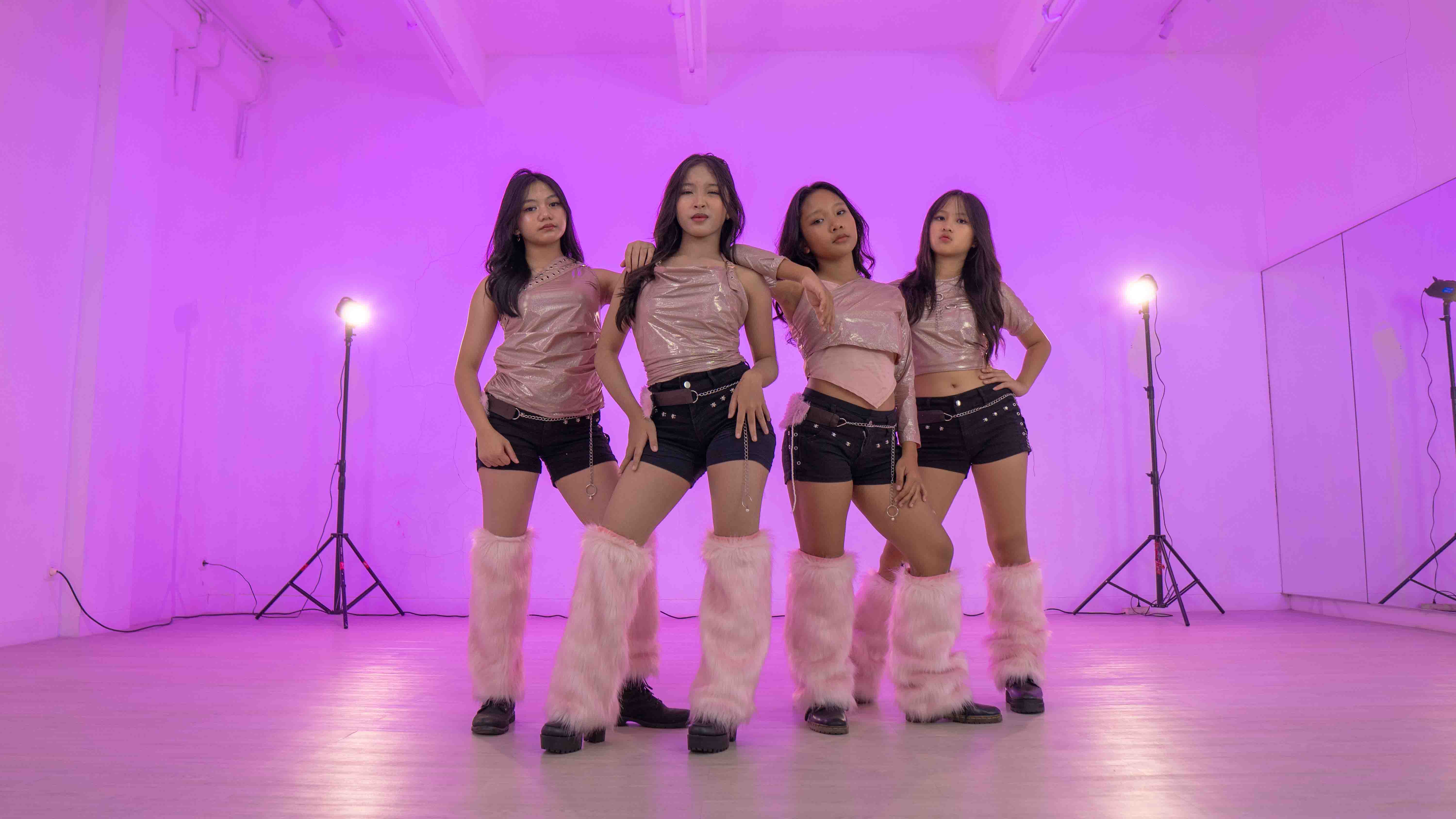 Dance 4